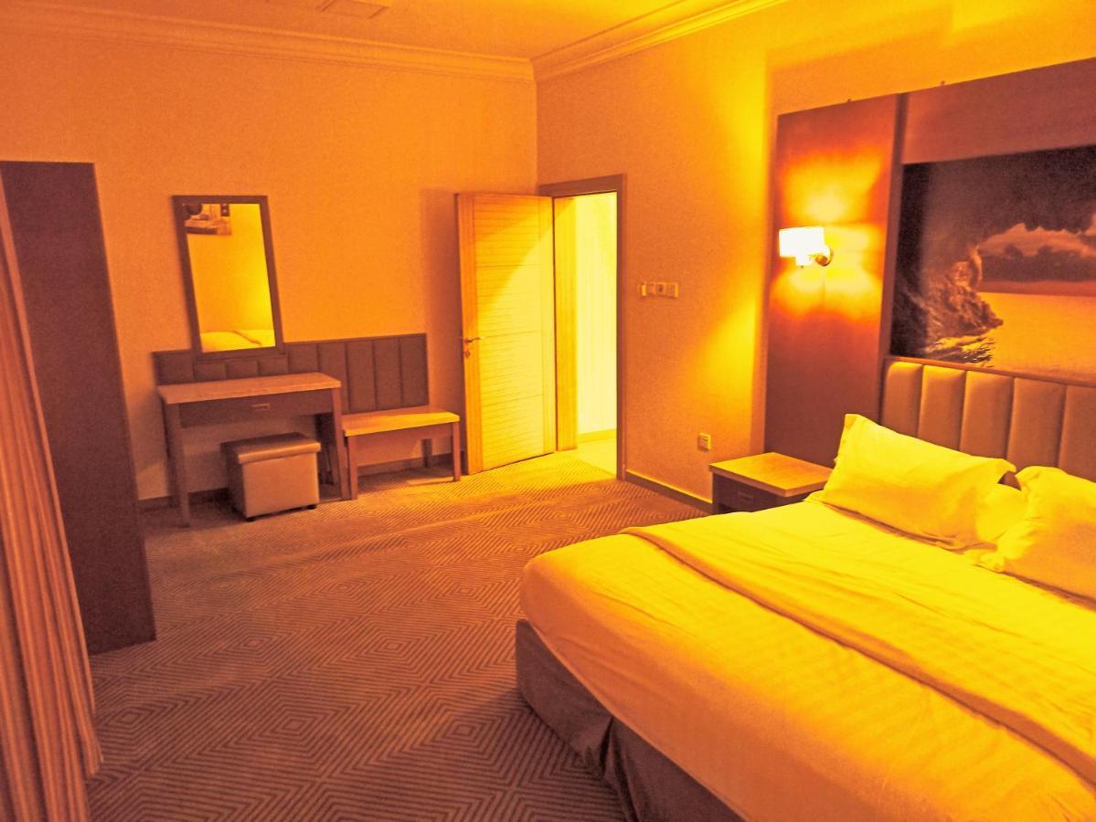 Taraf Yanbu 2 Aparthotel Eksteriør bilde